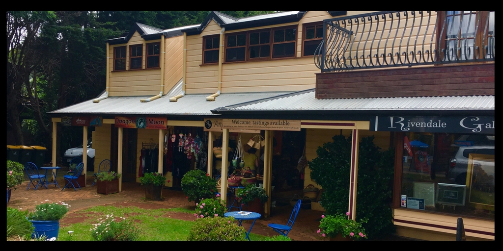 Tamborine Mountain Travel Guide Tracy's Travels in Time