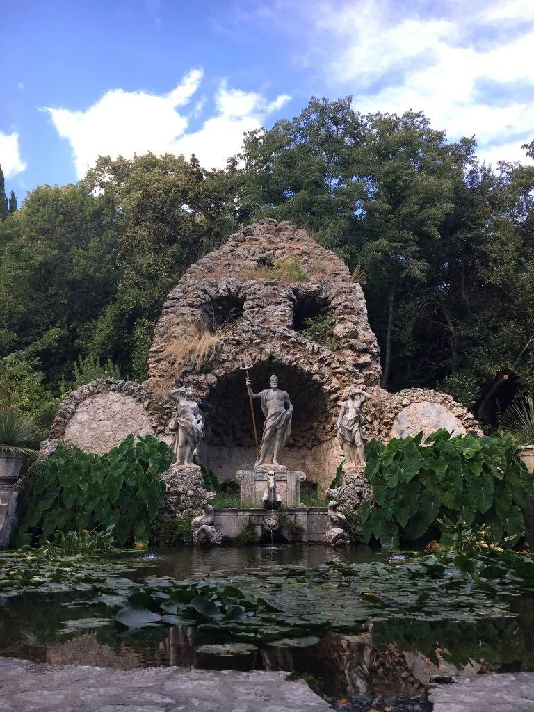 neptune-fountain