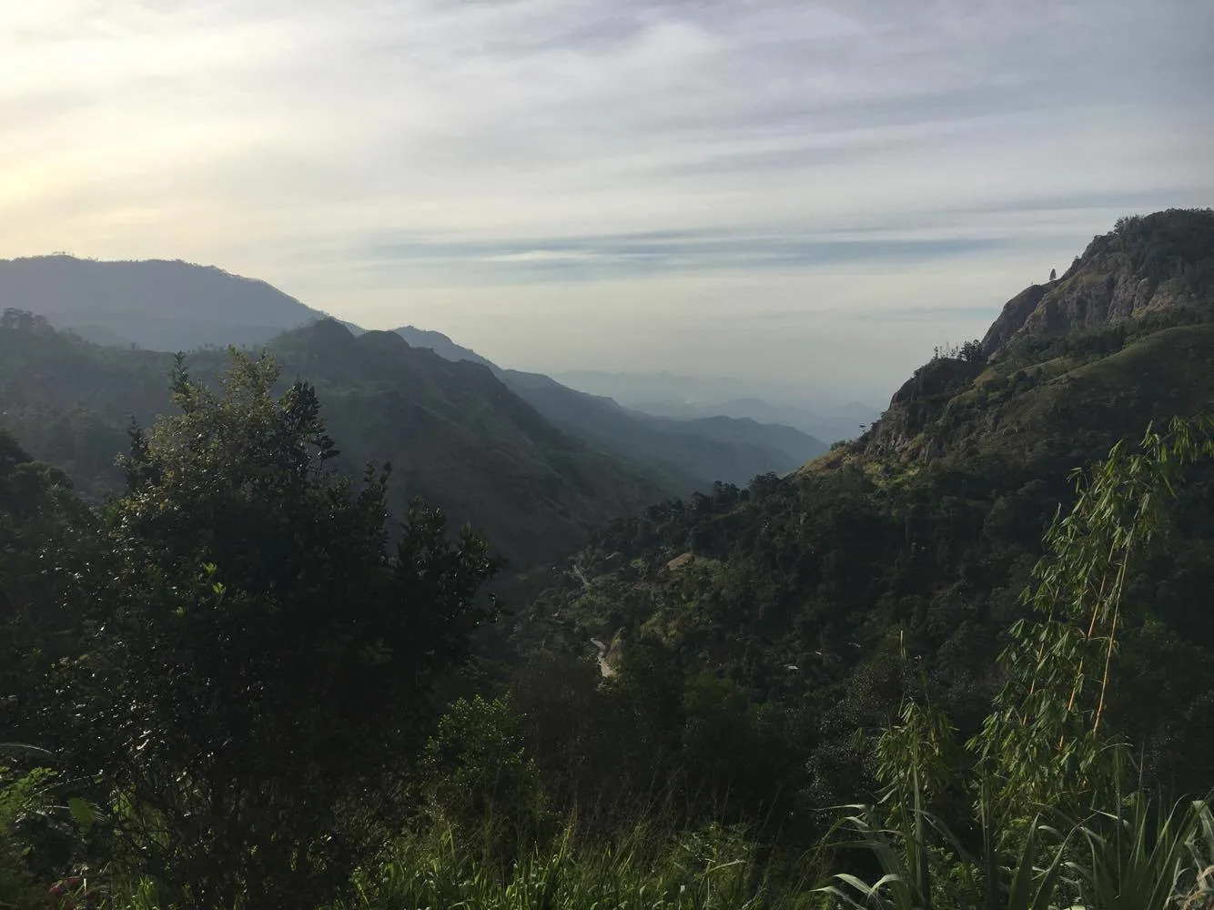 view-of-sri-lanka-from-the-train-to-kandy