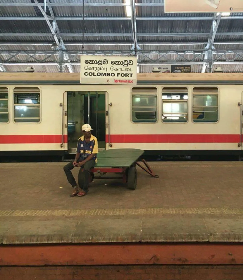 colombo-fort-station