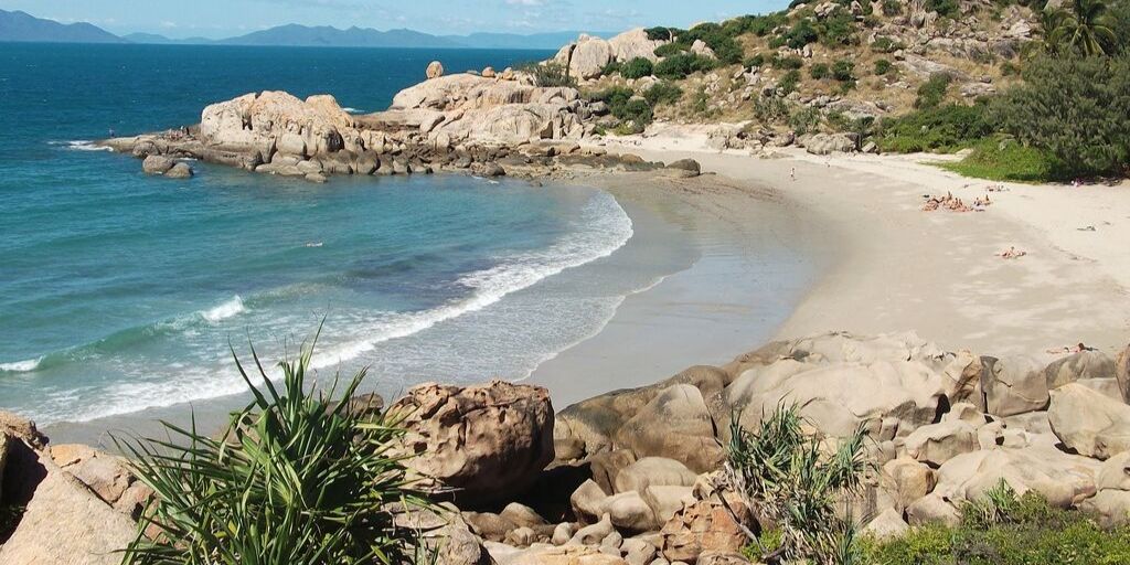 BOWEN BEACH AUSTRALIA