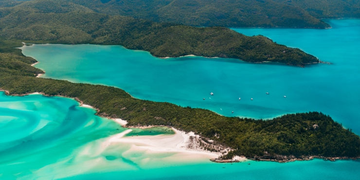 aerial shot of Whitsunday Island