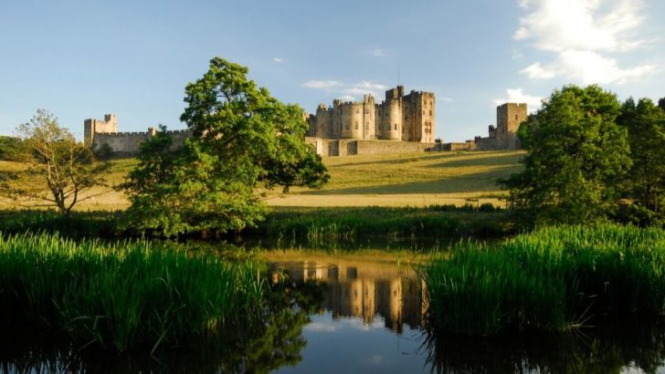 things to do in Northumberland - Alnwick Castle