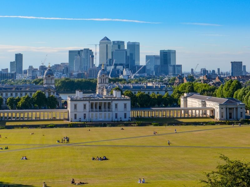 A view of Queen's House in Greenwich and the skyline of Canary Wharf