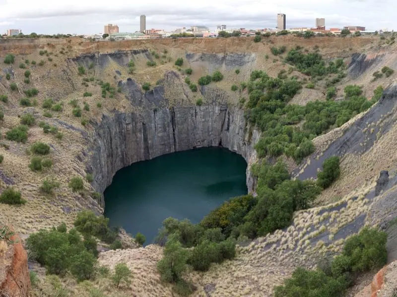 Big hole in Kimberley South Africa.