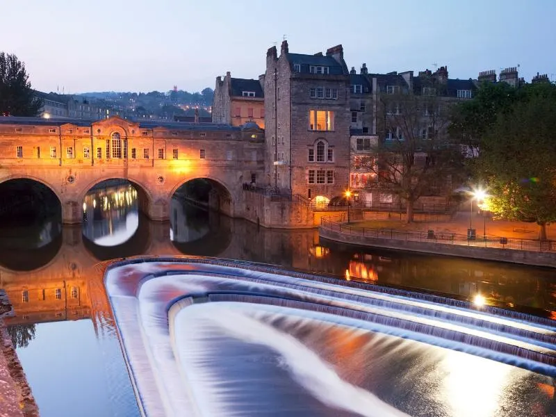 Bridge in Bath England at night