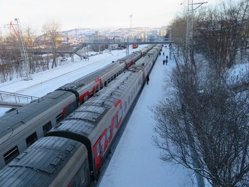 A snowy train platform in Russia