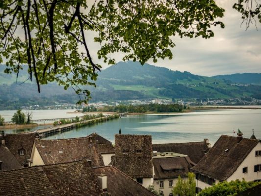 15 most beautiful towns in Switzerland to visit (+ map)