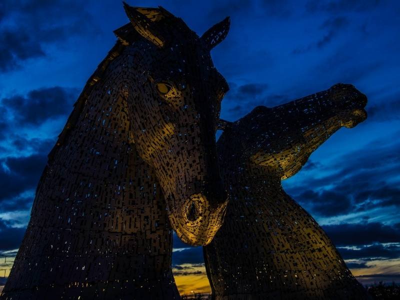 The Kelpies at night.