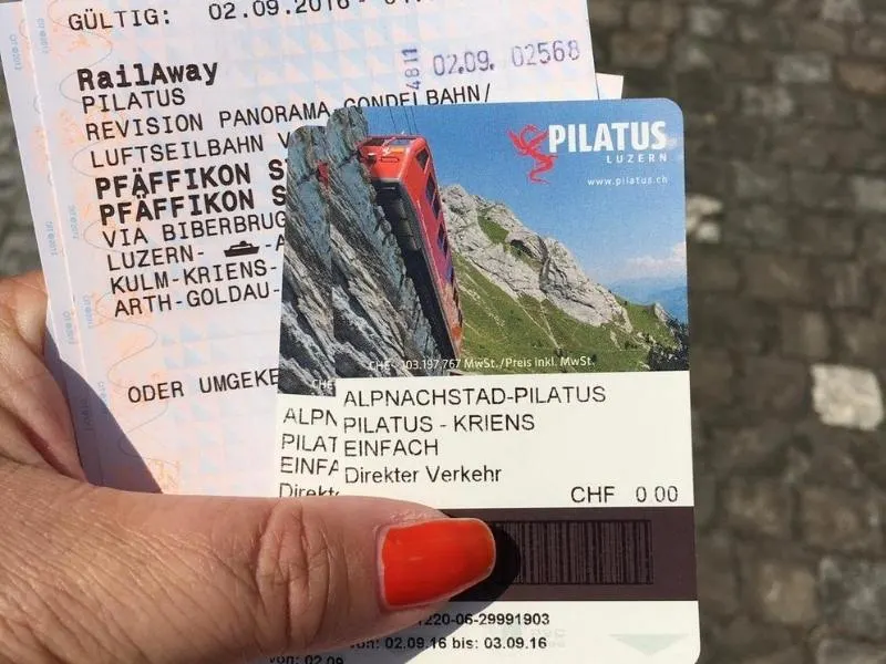 Tickets for the Golden Round Trip to Mount Pilatus