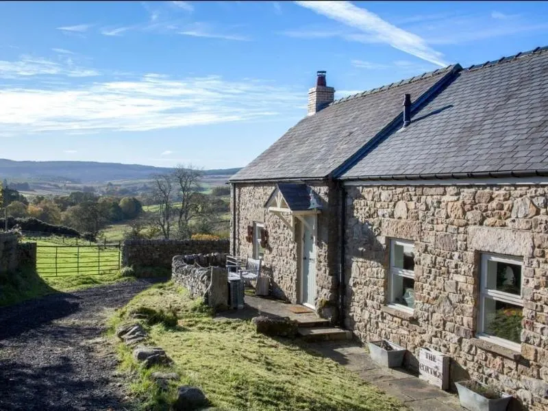 Black Reiver Bothy in Northumberland - Images courtesy of Airbnb