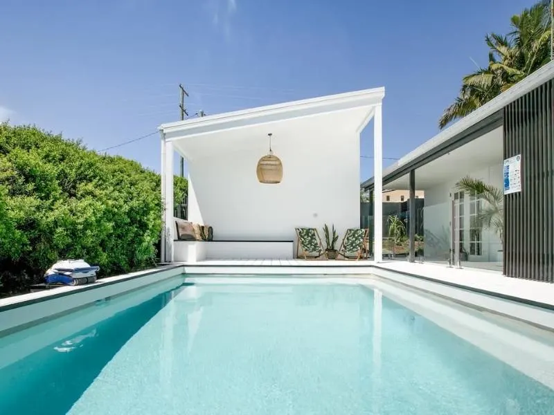 The Pool House - Image courtesy of AirBnB