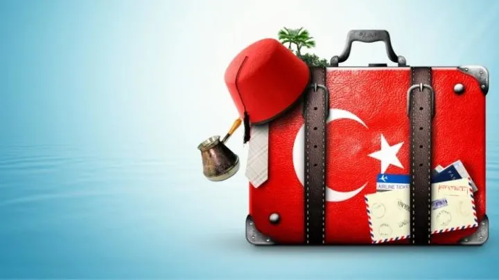 Suitcase with Turkish flag