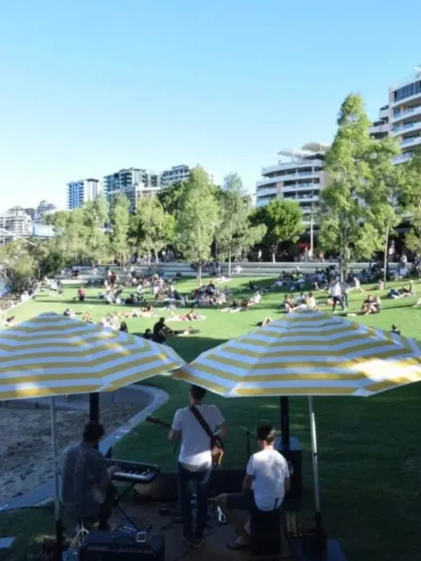 musicians play at south bank brisbane | 20 Top Things to Do in South Bank Brisbane featured by top international travel blog, Tracy's Travels in Time.