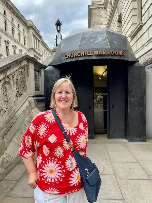 Lady standing outside the Churchill War Rooms.