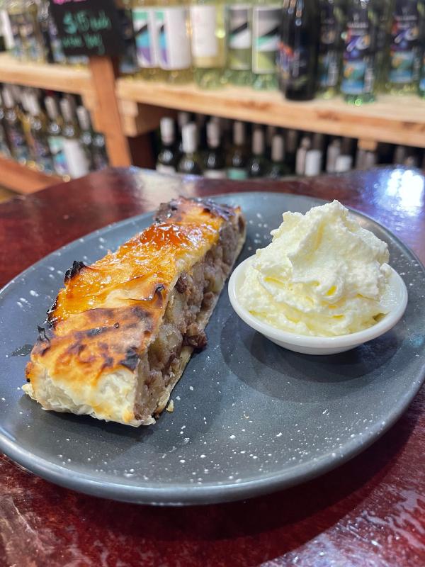 Apple pie and cream in Hahndorf near Adelaide