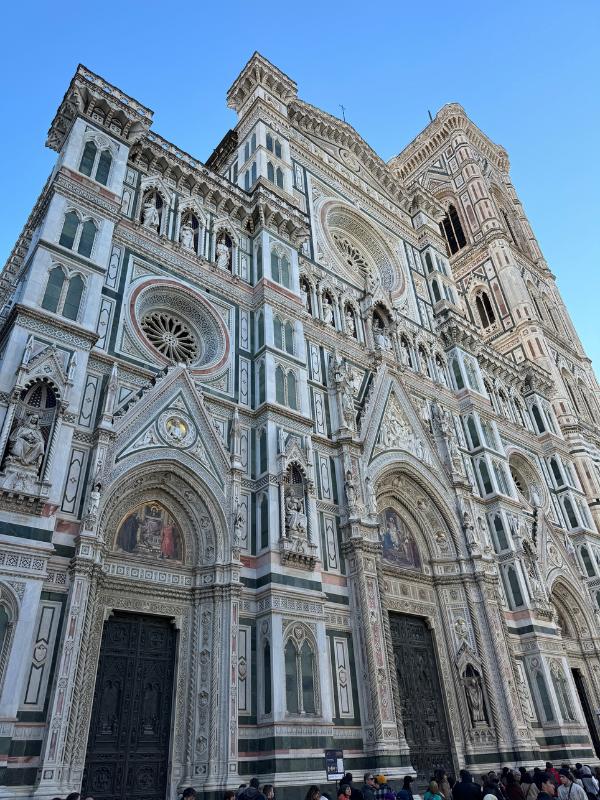 Florence Travel Guide recommends visiting the Duomo.