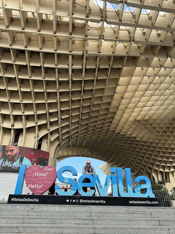 a large structure with the words I love Sevilla in front