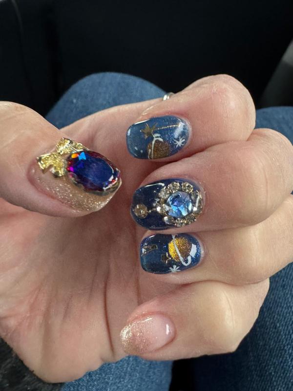 Shelly nails